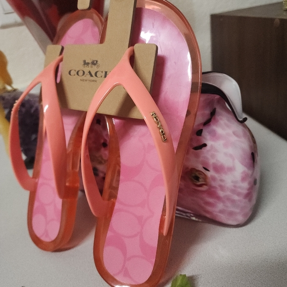 NWT Coach Sandals - Picture 3 of 7